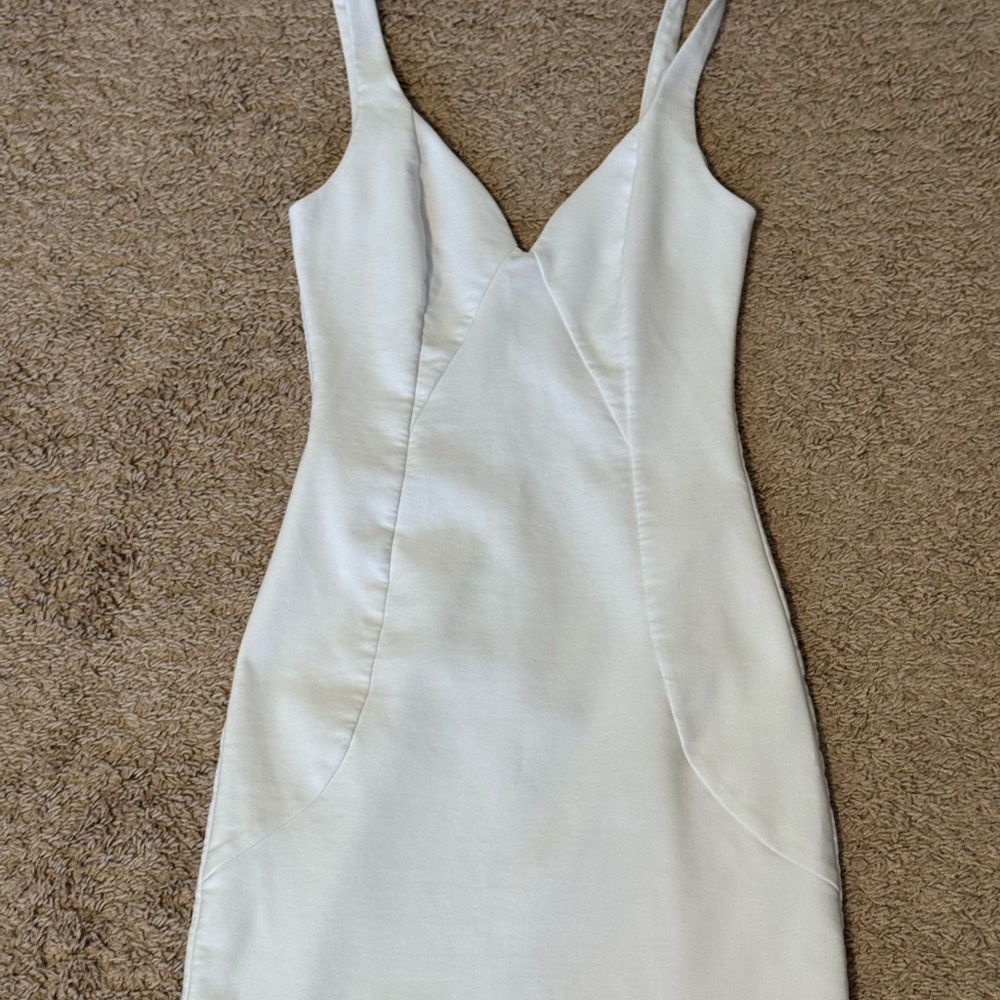 Zara White Sheath V-Neck Mini Dress
